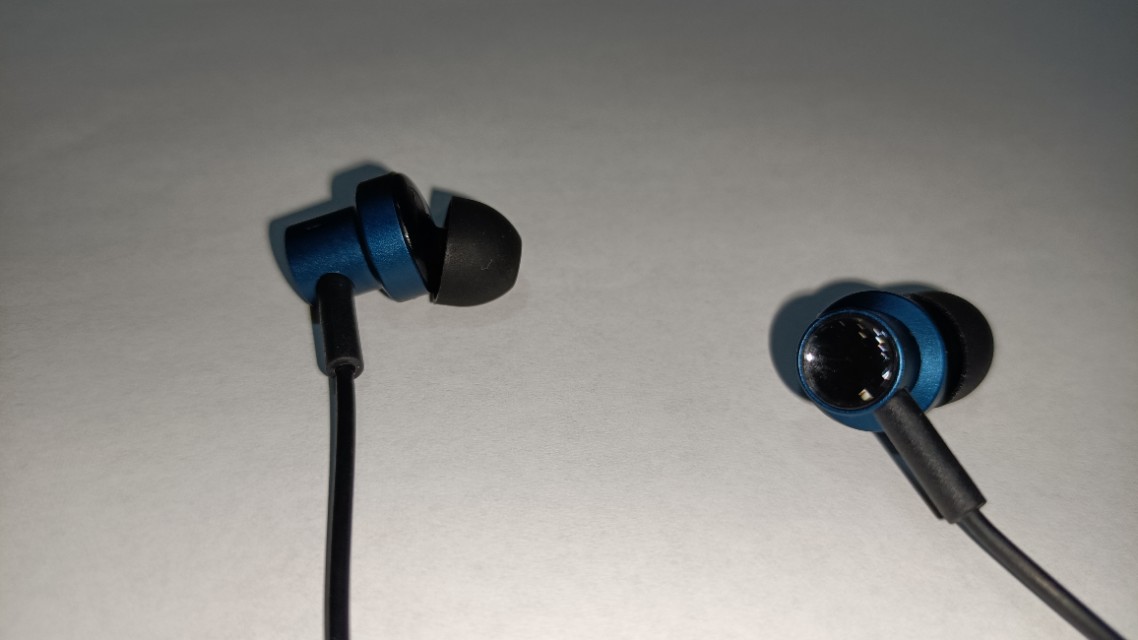 小米双动圈和单动圈哪个好,小米动圈pro值得购买吗