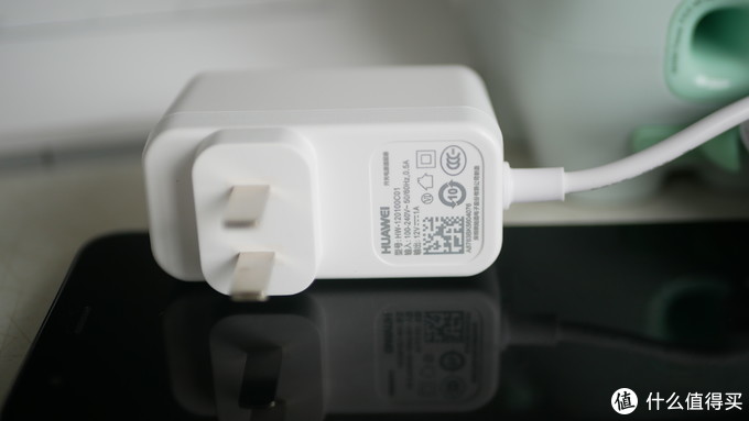 华为4g路由器和普通路由器,能给路由器加速的加速器