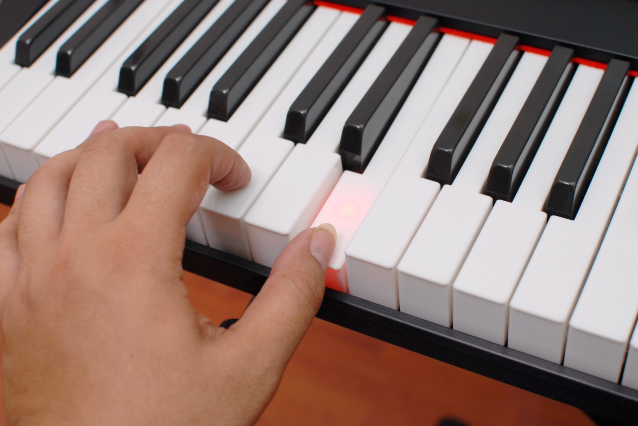 爱里森电子琴评测,爱里森便携式智能电子琴61键