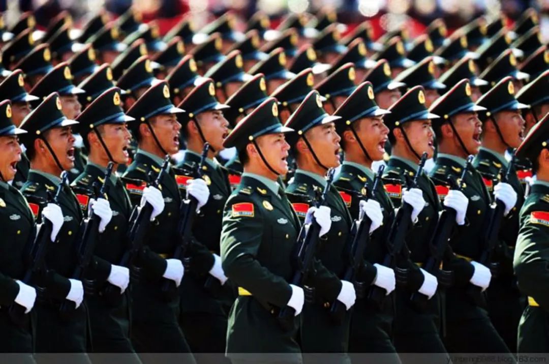 中校军官写出《改革强军赋》，纵论史上最牛军改