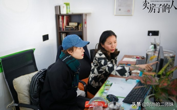 孙俪的穿衣风格改变了,孙俪酷暑穿厚外套拍戏超敬业