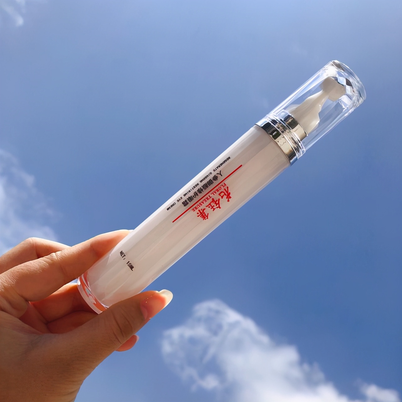 哪个牌子的眼霜去黑眼圈效果最好,哪款眼霜去黑眼圈和细纹效果较好