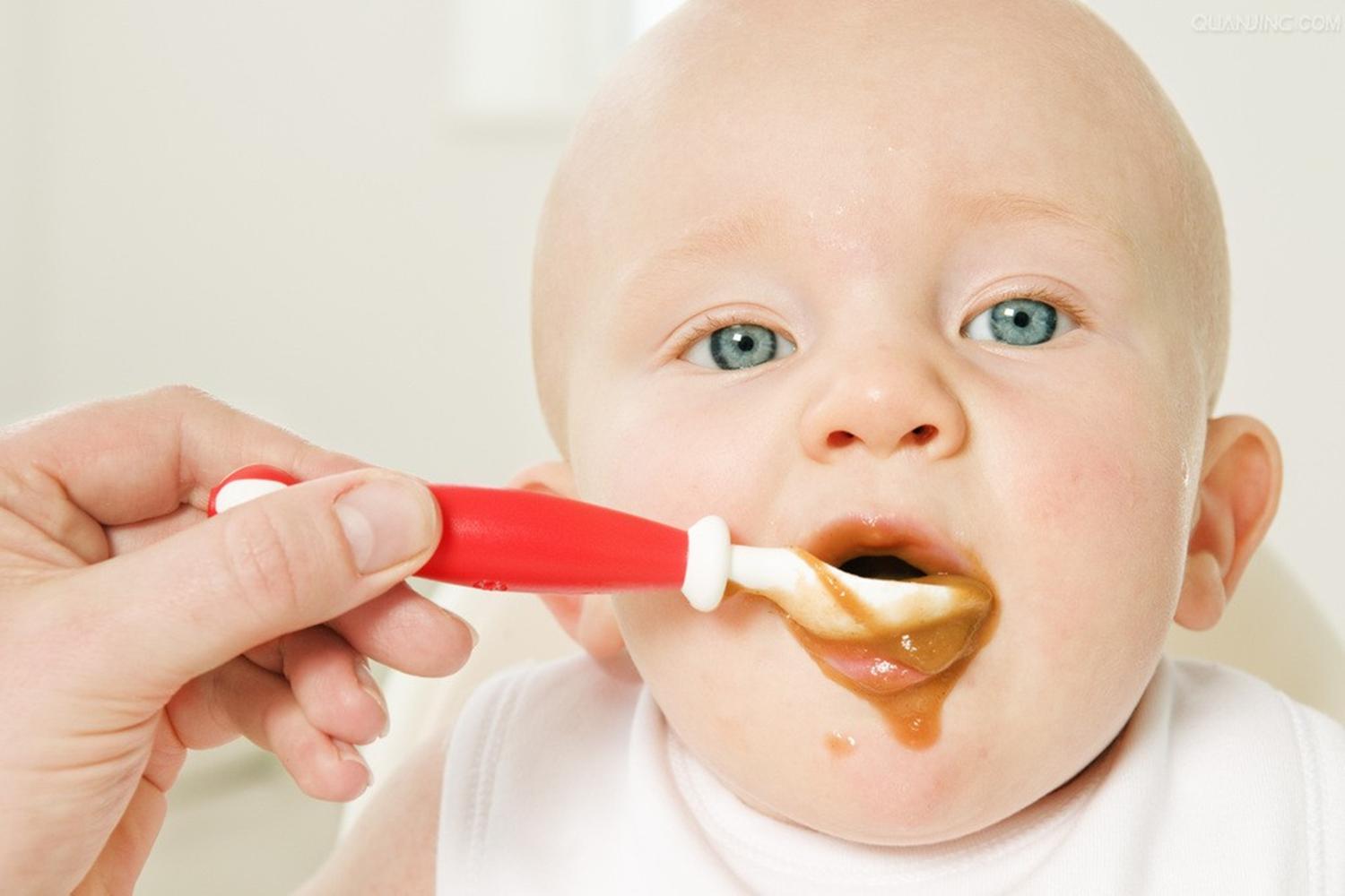 宝宝消化吸收不好不要吃肉鱼蛋吗,小孩生病消化不好能给吃肉吗