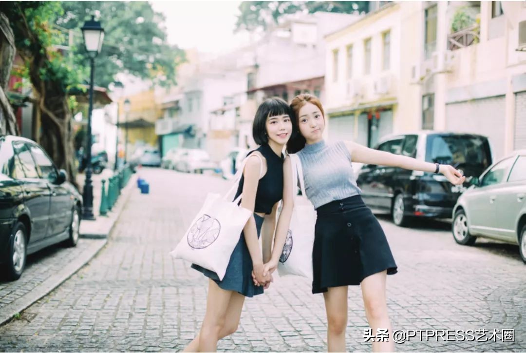 闺蜜拍照如何拍出高级感,闺蜜照怎么拍照好看又上镜