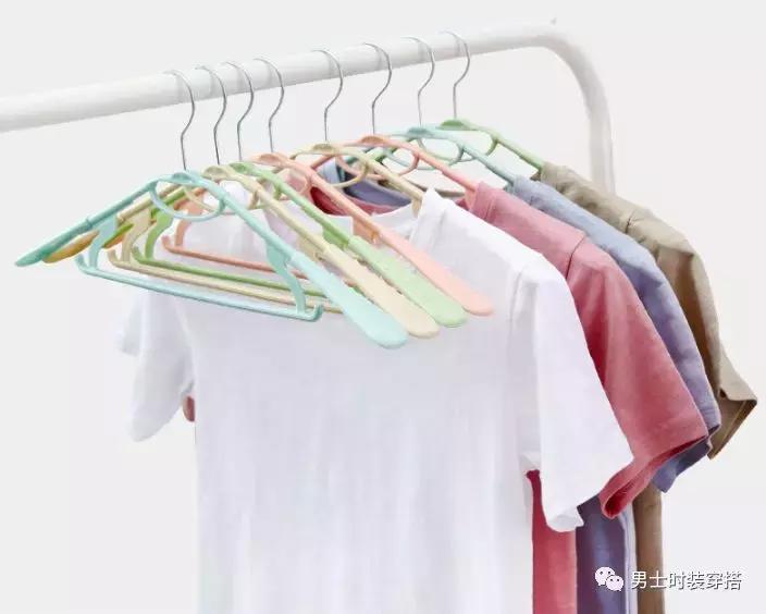 t恤越穿越松软是怎么回事,夏季t恤怎样才能不起皱