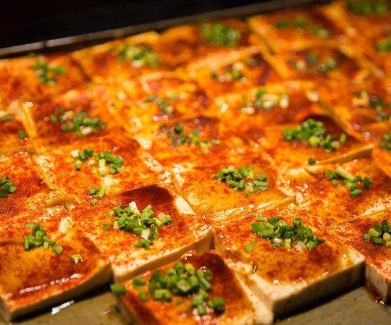 特色摆摊小吃技术,路边摆摊四季最火的小吃有哪些