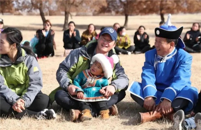 中国武术冠军吴京,吴京成为中国电影票房第一人