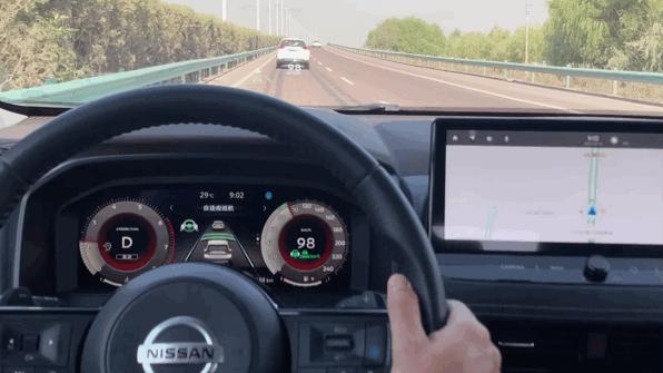 东风日产奇骏2020款跑多快,日产奇骏新老款对比测试