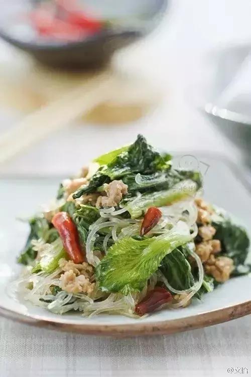 一炒菜就冒白沫,一炒菜到处都是油咋办