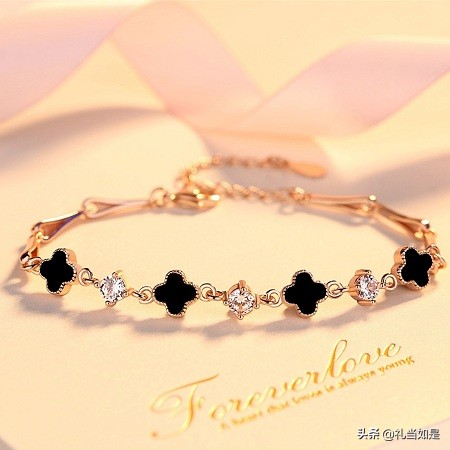 女生本命年送什么精致小饰品,女士本命年送什么合适