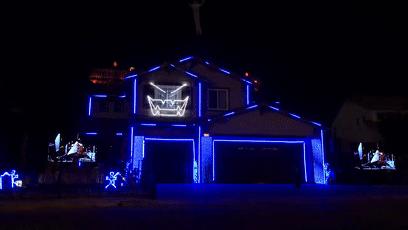 为过万圣节把房子改成鬼屋吓坏数千人，幸好我和这个老哥不是邻居