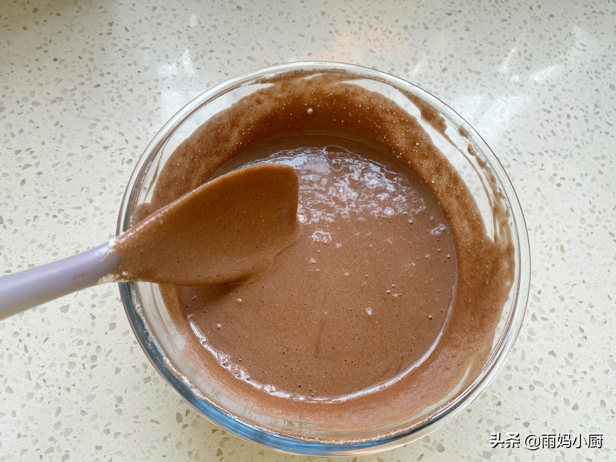 可可戚风蛋糕不塌陷不回缩好吃,不回缩口感绵密的蛋糕