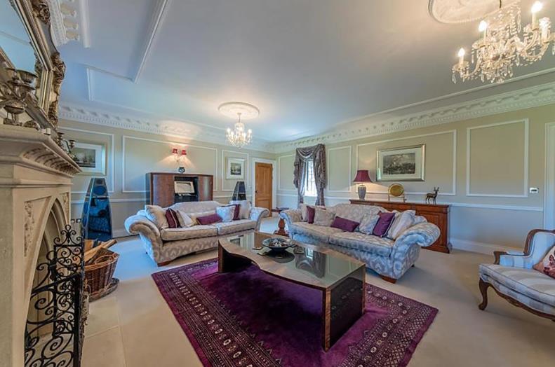 英国威尔士城堡,威尔士中世纪城堡出售