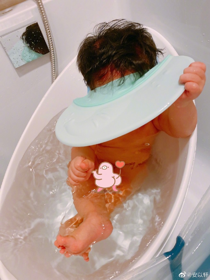 安以轩剖腹产半年又怀上二胎,安以轩怀二胎网友表示祝福