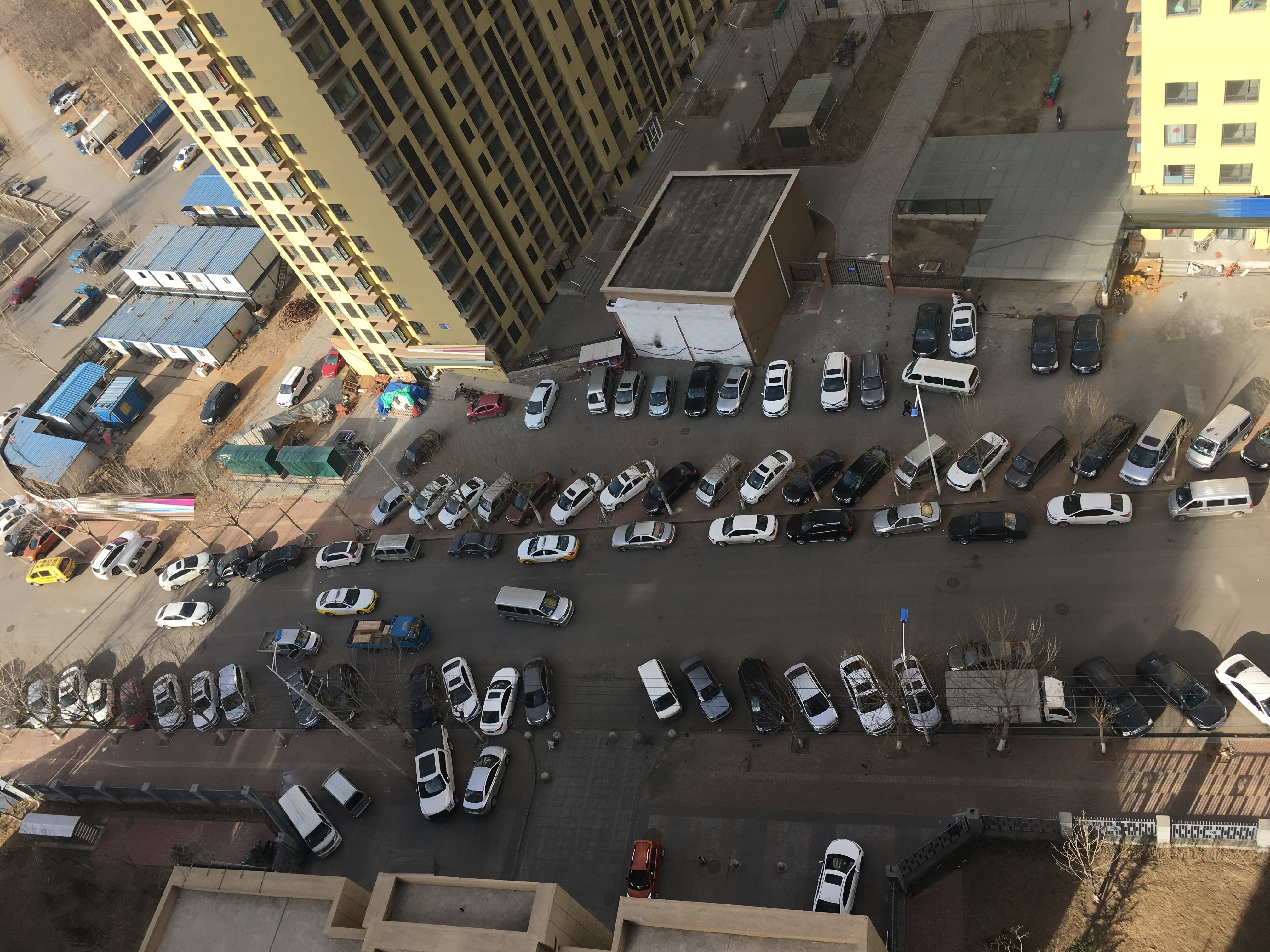 19款普拉多2700和途乐,价格超低普拉多