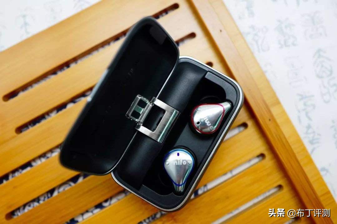 影响耳机音质的是什么指标,影响蓝牙耳机的音质因素