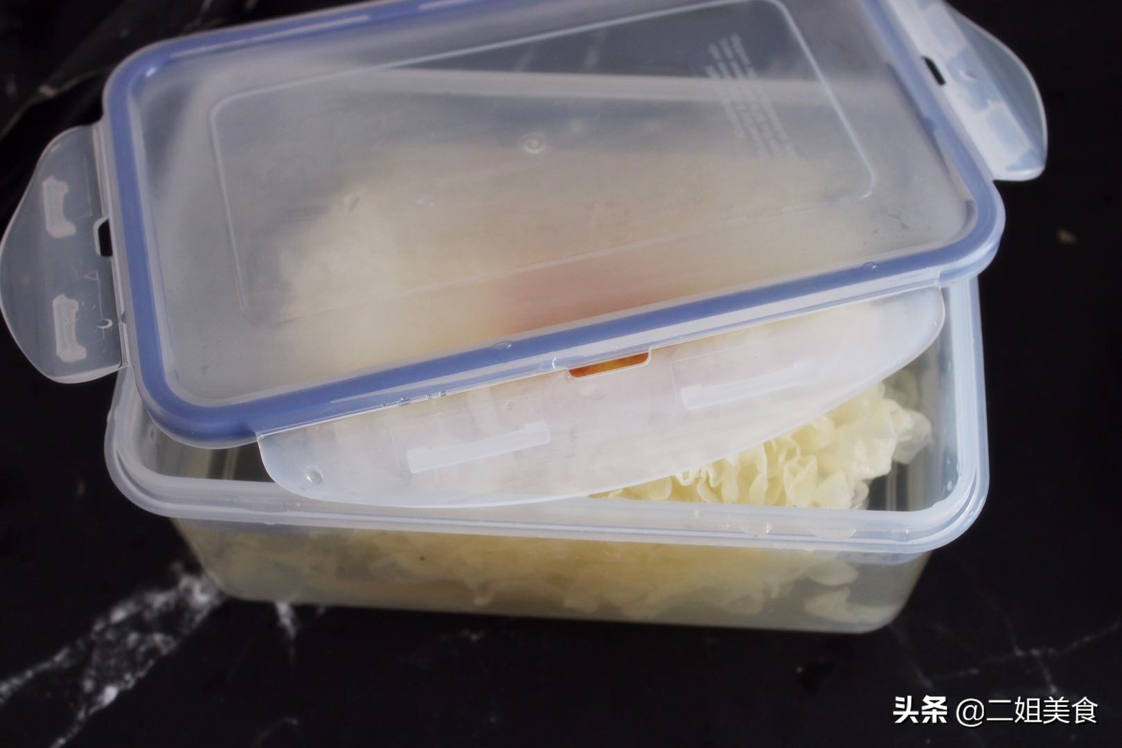 银耳泡开很快好吗,银耳闷烧好吃么