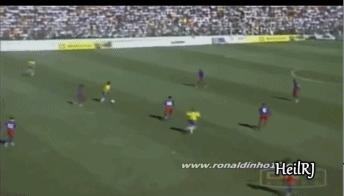 绿茵精灵罗纳尔迪尼奥,绿茵舞蹈小罗完整版