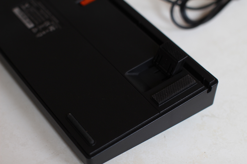 雷柏机械键盘v7008a和黑峡谷x3,为什么没人推荐雷柏键盘