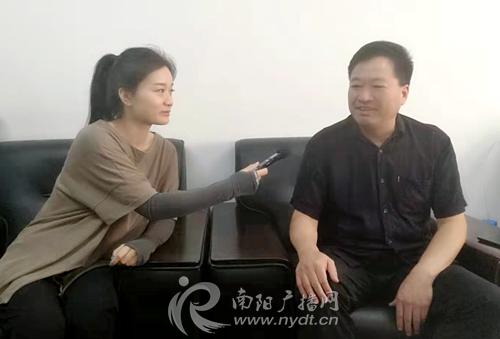 南召县白土岗镇村庄改造,农村坑塘改造成公园