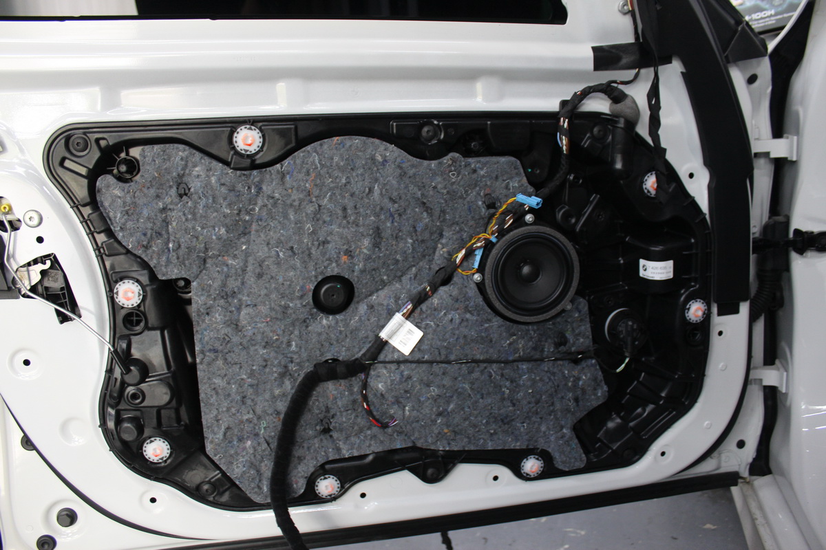 宝马5系专车专用汽车音响,成都宝马525音响改装