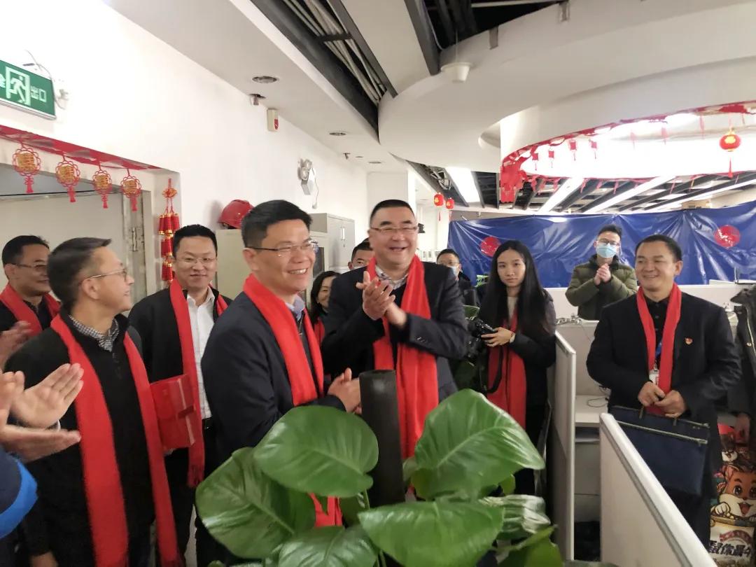 一家人一条心一个目标一盘棋,一家人一条心完整版