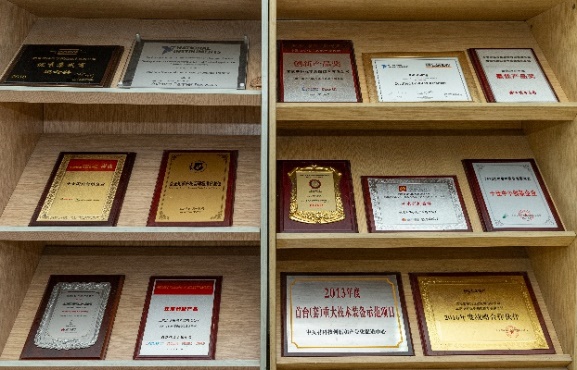 企业家专访「泛华测控」左毅：柔性测试，测为控用