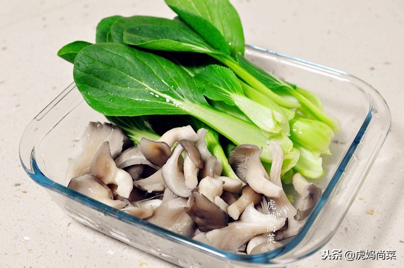 养胃鸡汤面,适合感冒吃的鸡汤面