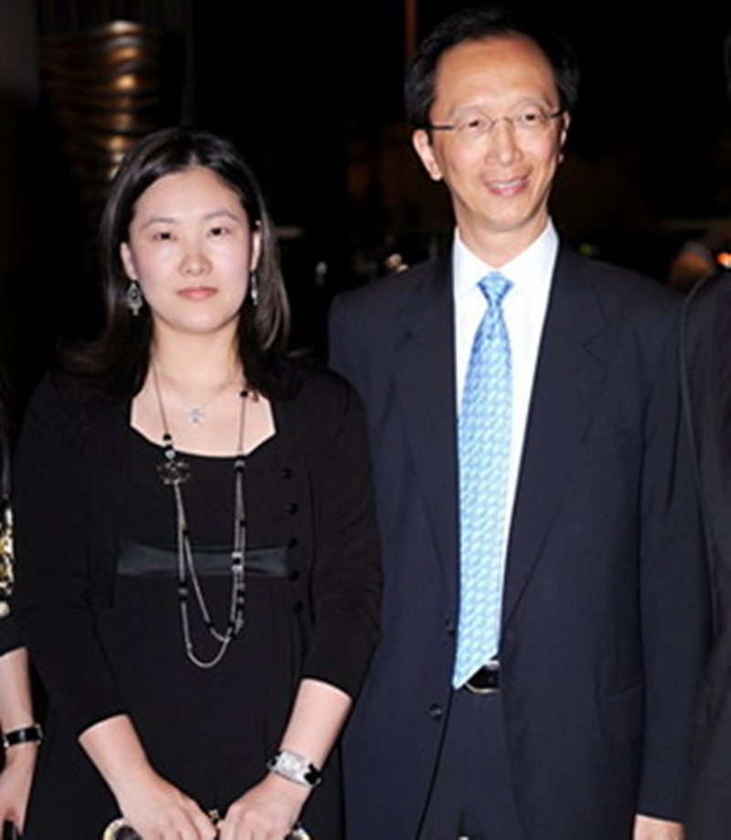 嫁给富豪的7个女星,嫁给72岁富豪的女星