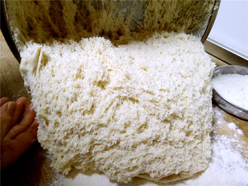 面团发不起来,馒头不松软?十有八九是用错了酵母粉,我也才知道