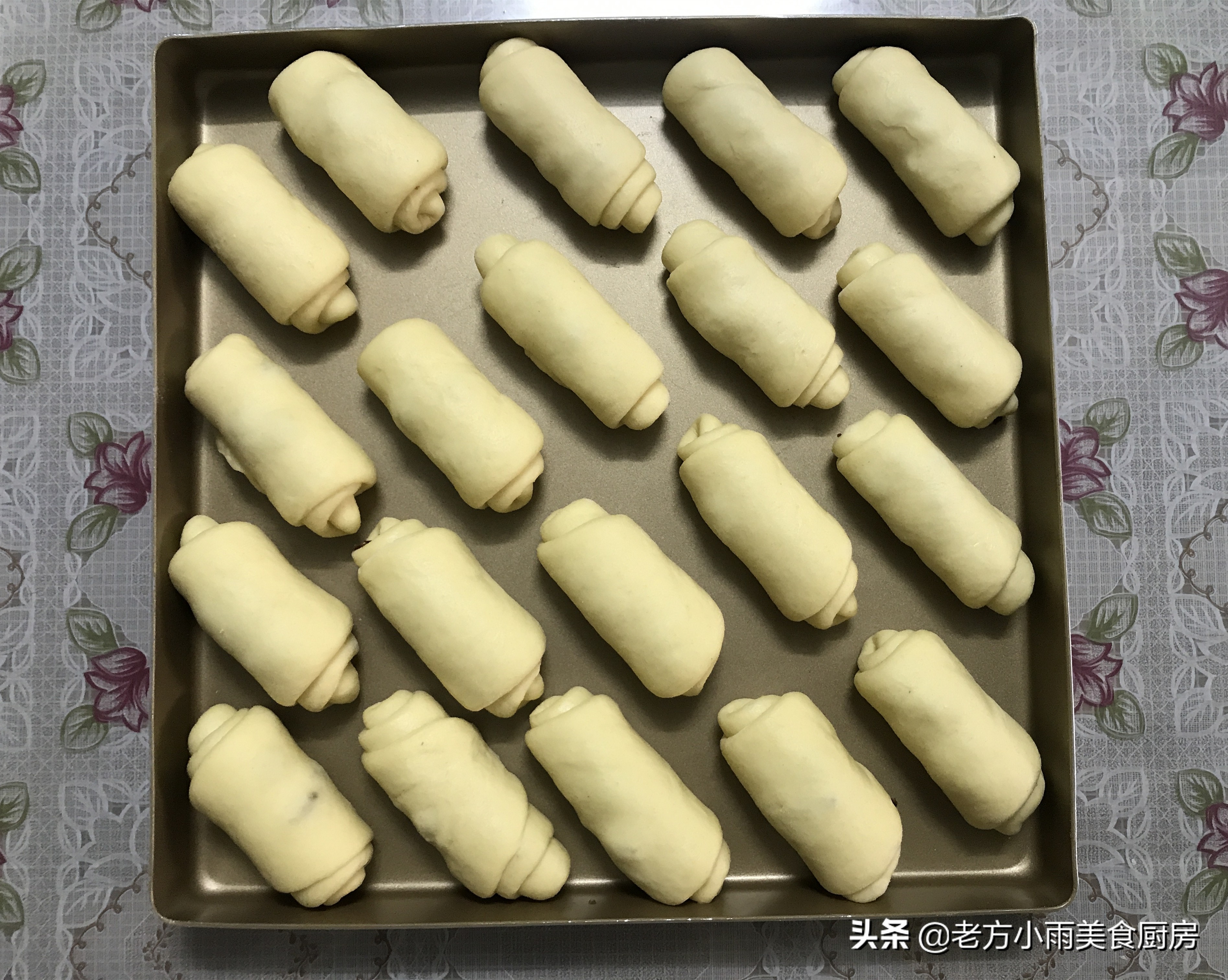 不用二次发酵的面包的做法,不用放黄油的面包卷