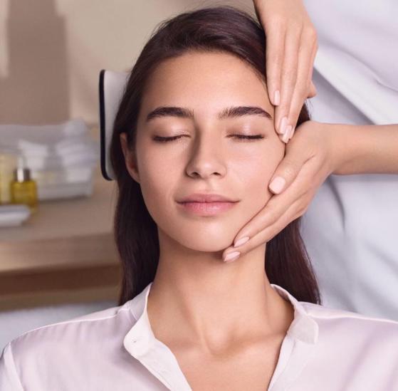 去年没用完的唇膏今年还可用吗,去年没用完的香今年还能用吗