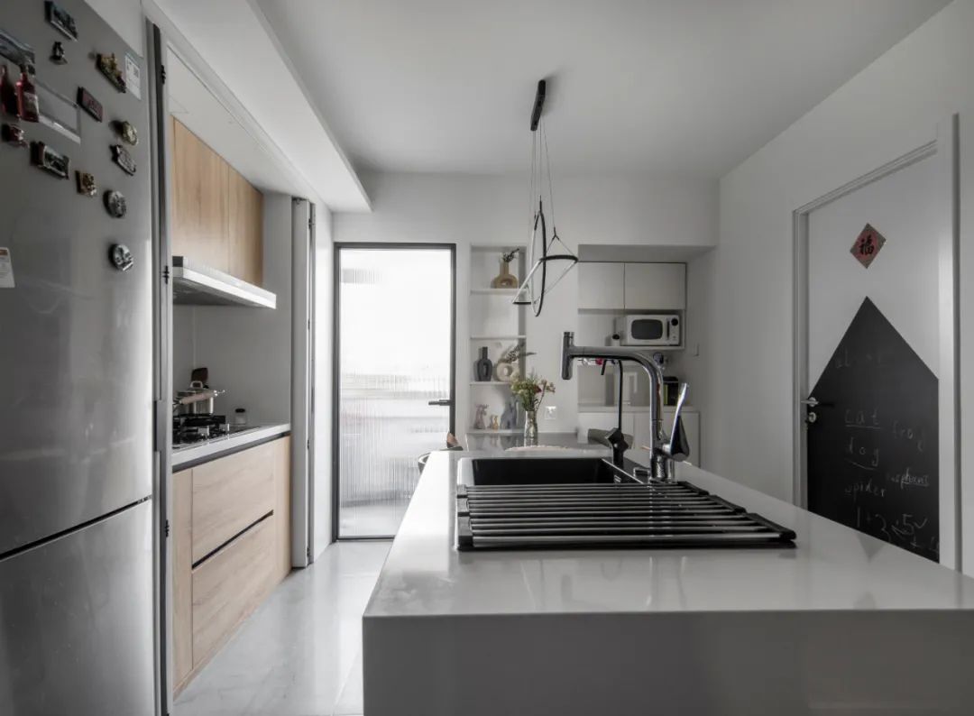 恒田家|房顶能长猫,书屋变树屋!120平梦幻三口之家