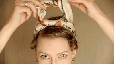 旧衣服怎么系丝巾好看,长条丝巾系法变衣服内搭