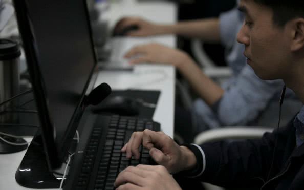 程序员只关显示器不关电脑怎么办,程序员离开后电脑关不关