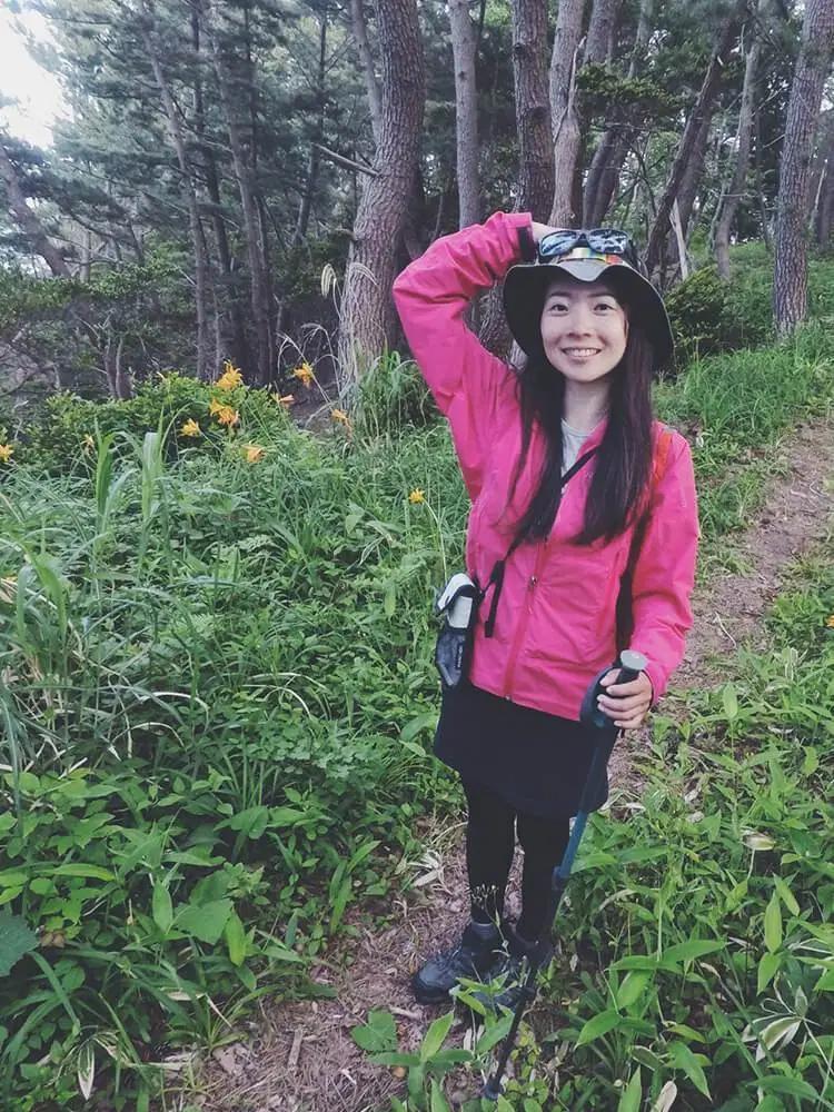 女生一定要尝试一次户外徒步,徒步旅行应该怎么走