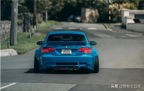 「毂锐驰」一台融入了JDM元素的宝马E93335i