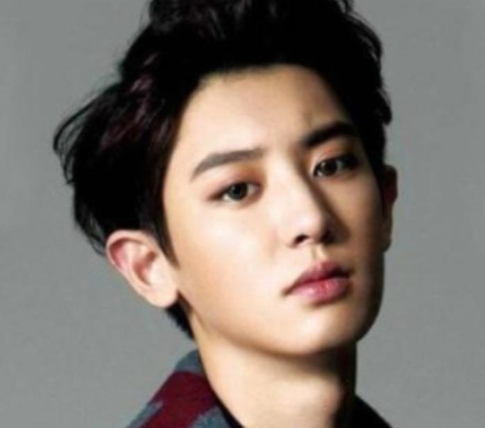 2019exo张艺兴朴灿烈,exo朴灿烈从后背抱住张艺兴