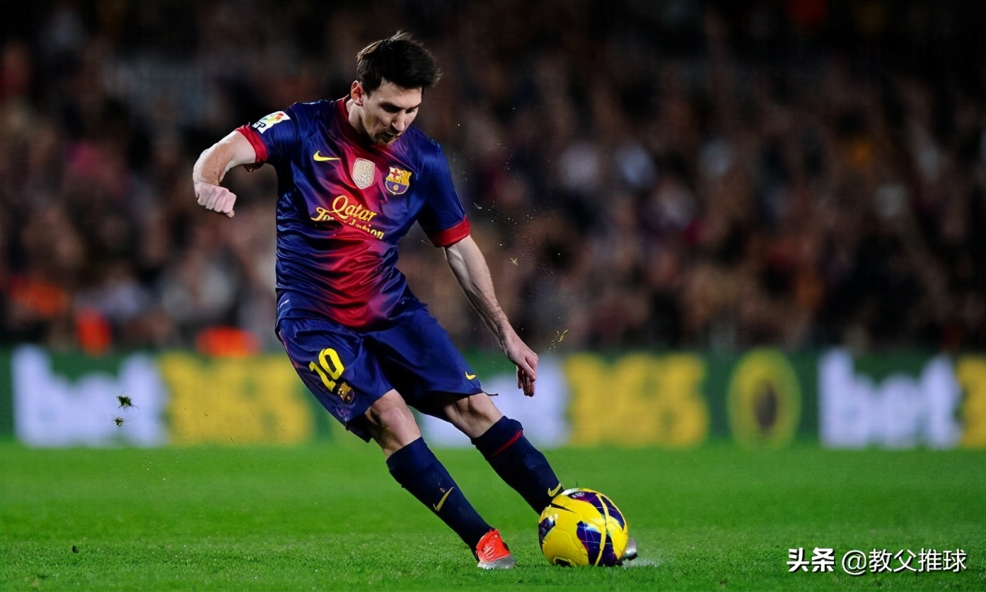 小罗埃托奥梅西赛前展示奖杯,埃托奥谈梅西连过五人