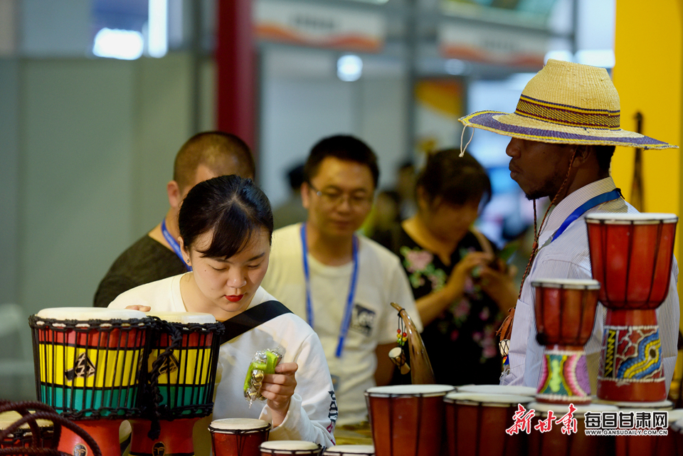 24届兰洽会开放话题,25届兰洽会开幕式