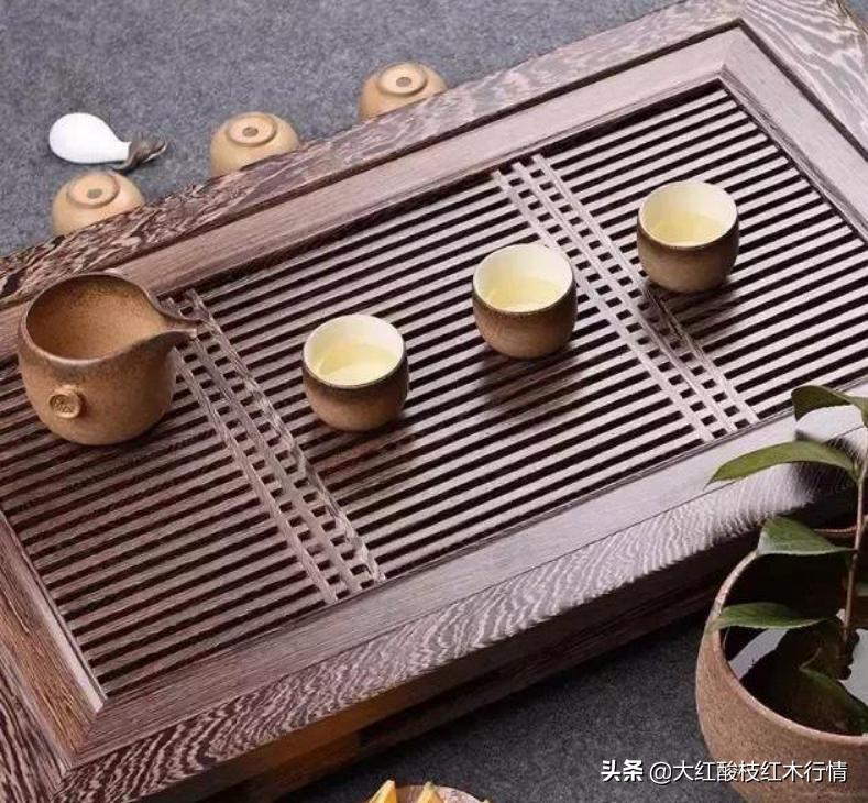 红木和鸡翅木的区别,鸡翅木怪异