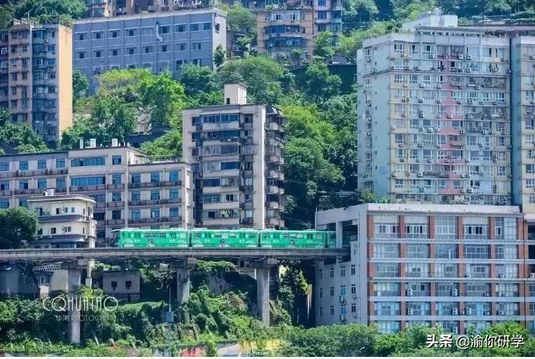 黄水小学《追寻红色足迹，争做阳光少年》重庆研学旅行圆满结束
