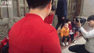 接亲堵门游戏需要提前告诉伴郎吗,新郎接亲堵门游戏大全教程