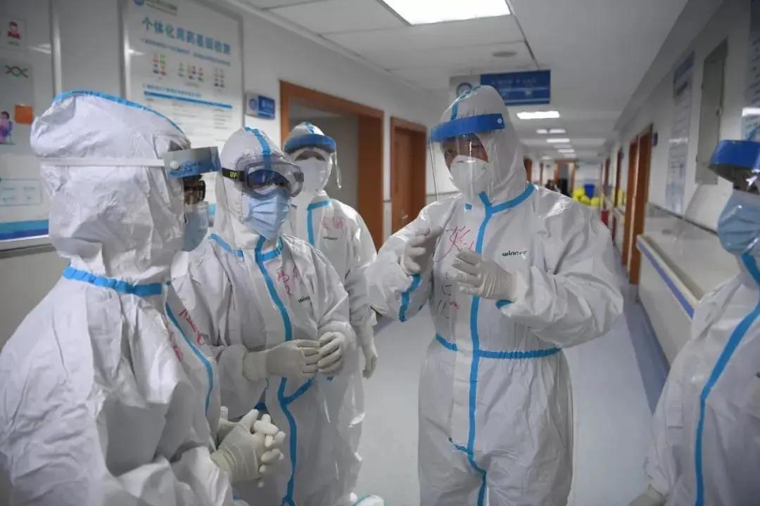 十家中大附属医院,用歌声唱出这样的家国情怀