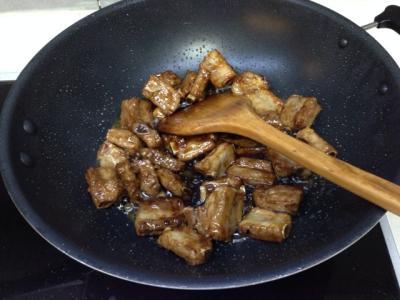 猪蹄生姜的做法大全,猪蹄姜炖汤的做法