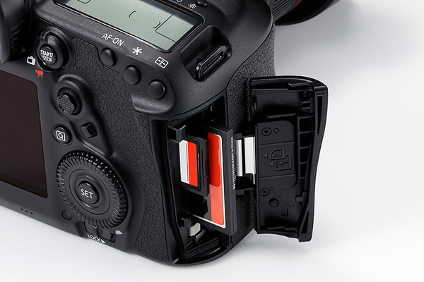 学会这几个小妙招手机不卡,学会这一招再也不担心手机没电了