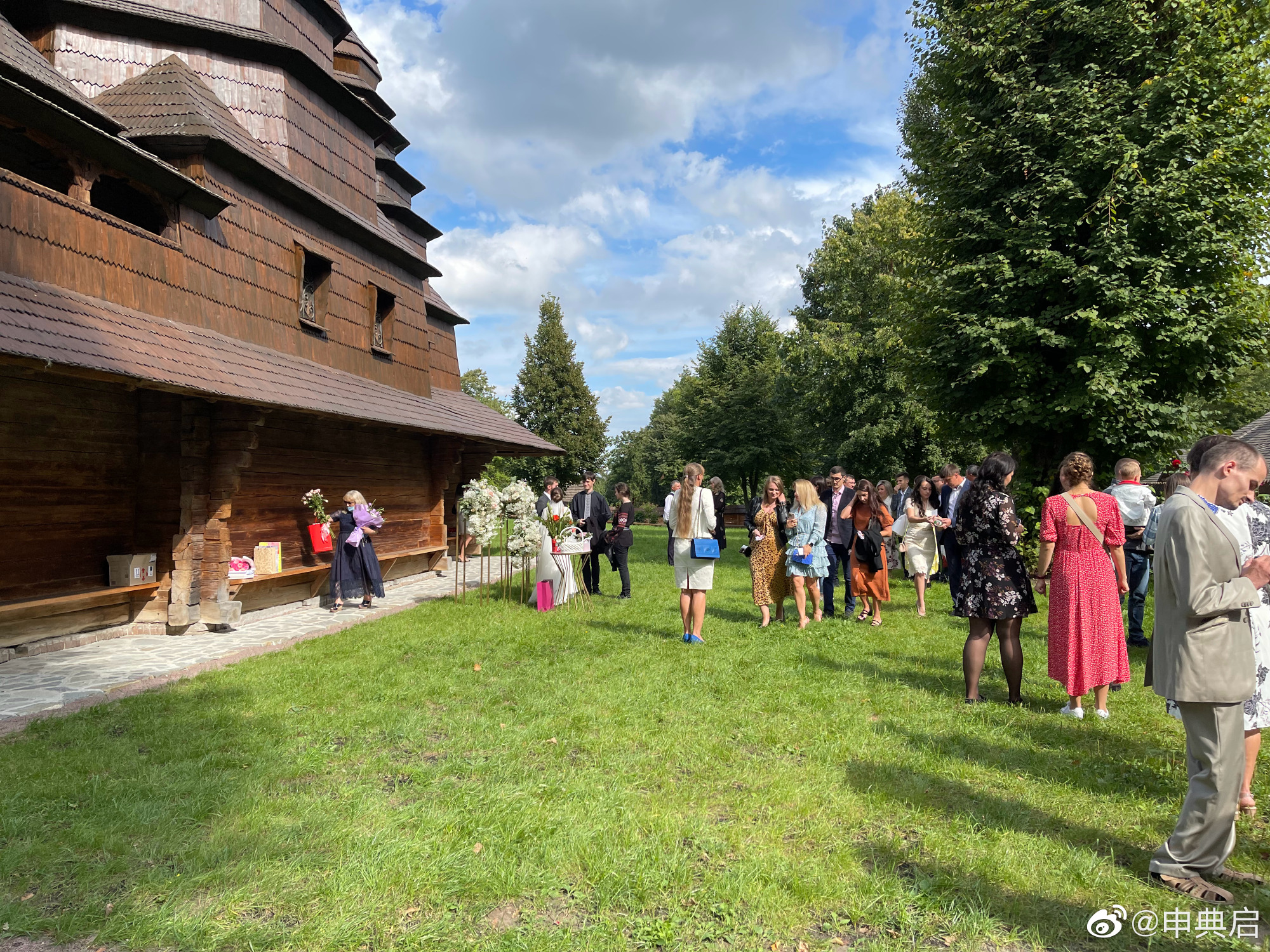 利沃夫最神奇的地方在于历史上多次易主，墓地都有各历史时期风格