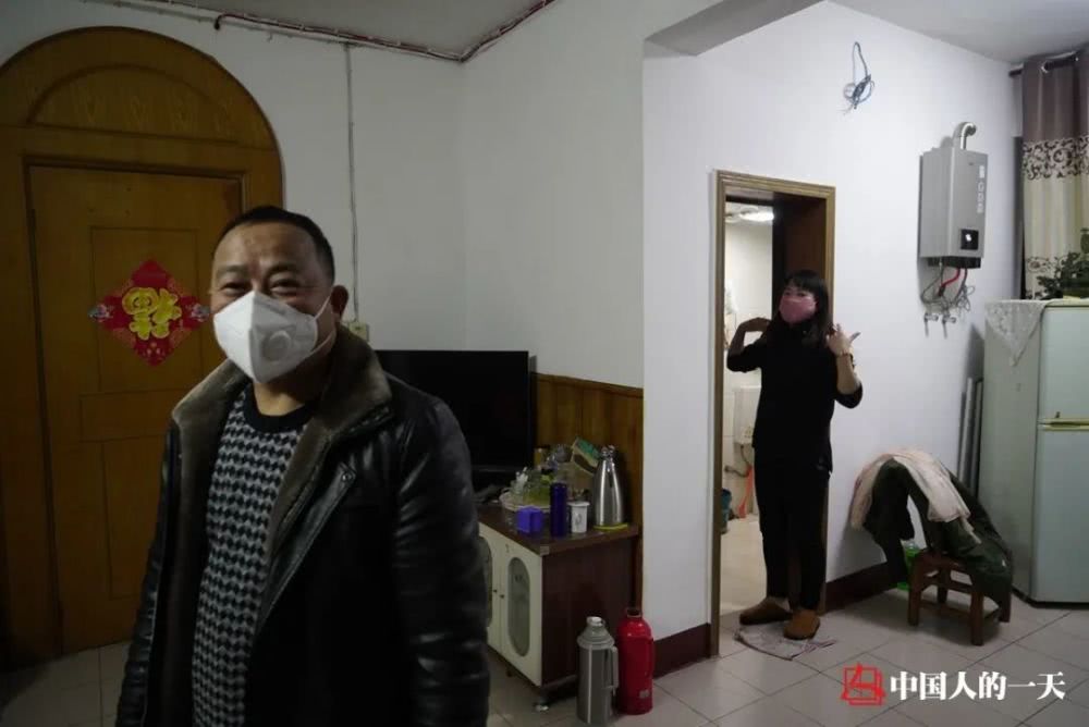 发烧37.9度，我从武汉回家过年，被爸妈关了一个月