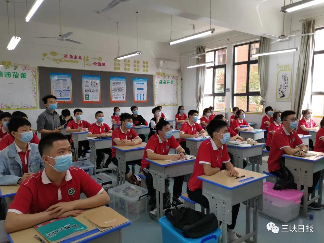宜昌初中学生总人数,2023年宜昌市初三学生有多少人