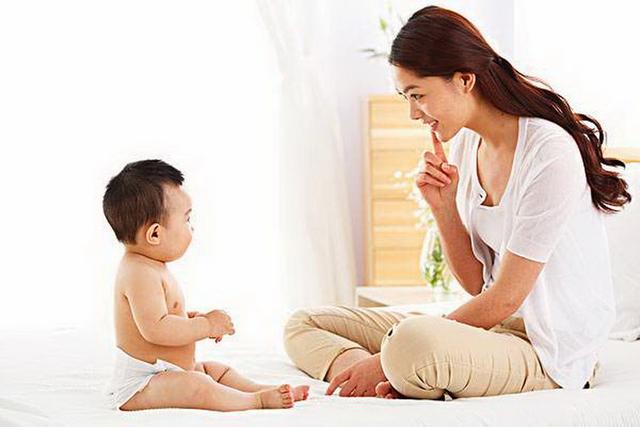 满月婴儿大脑发育的症状,满月宝宝如何促进大脑发育